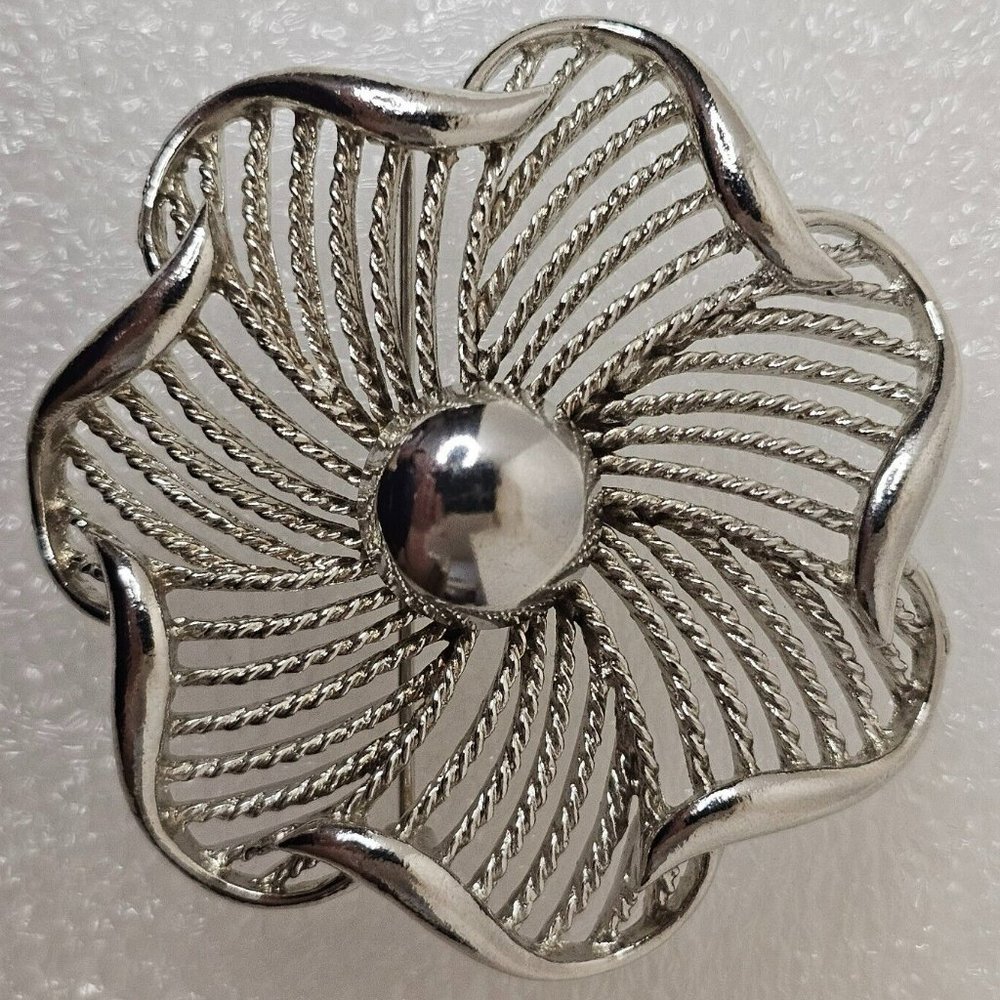 Lisner Flower Silver Tone Brooch Floral Pin Signed